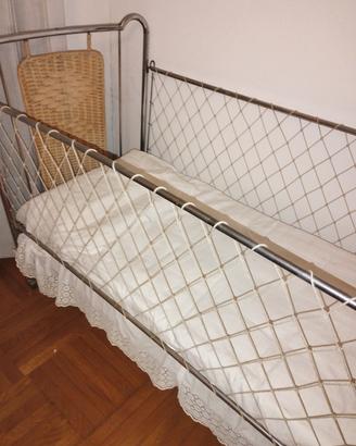 lettino per bimbi vintage
