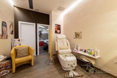 Poltrona pedicure con vasca idromassaggio