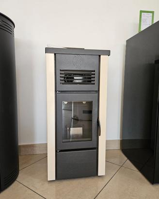 Stufa a PELLET marca PALLADIO mod. SLIDE