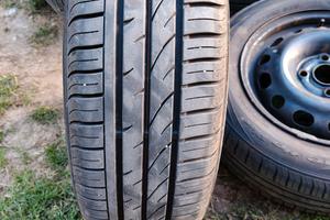 Gomme estive
