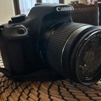 Set fotocamera Canon EOS 1200, ottiche e borsa