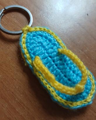 infradito portachiavi uncinetto 