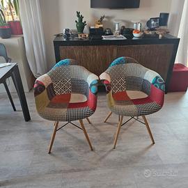 Sedie avvolgenti rivestite in tessuto Patchwork