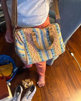 Borsa in tessuto e pelle