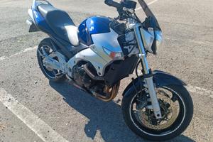 Suzuki GSR 600 - 2007