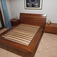 Letto Matrimoniale e Comodini
