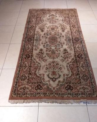 tappeto mediorientale vintage