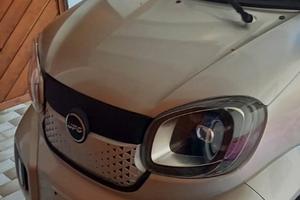 Quadriciclo Elettrico Cabinato F4 Ufo