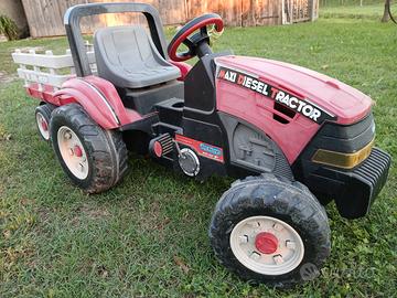 trattore a pedali Peg Perego 