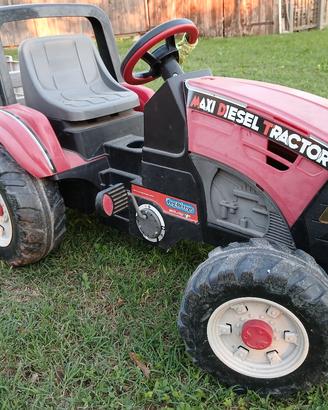 trattore a pedali Peg Perego 