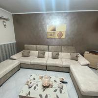 Divano con puffi contenitori