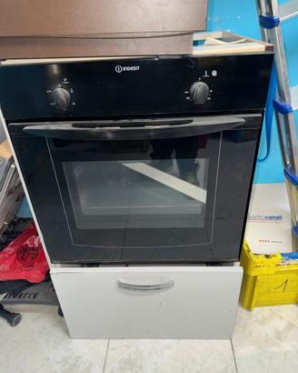Forno  Indesit incasso