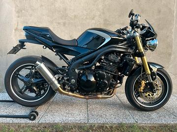 Triumph speed triple 1050