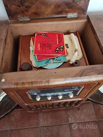 Mobile Antico Bar con radio e giradischi