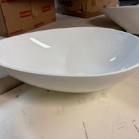 Lavabo da appoggio a goccia in ceramica bianca
