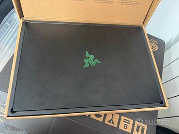Razer blade 16 + tutti accessori + 1 garazia🔋