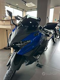 Yamaha TMAX 560 BASE TECH MAX O 25TH ANNIVERSARY