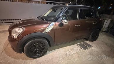 MINI COOPER COUNTRYMAN