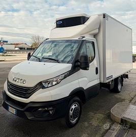 FURGONE IVECO FRC 35 Q.LI anno 2022