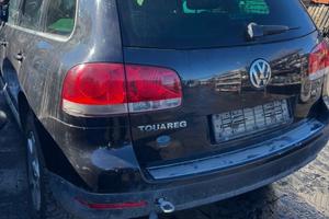 Volkswagen Touareg disponibili ricambi e motore di