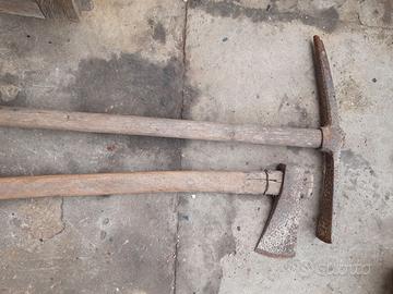 Piccone e ascia d epoca