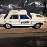 Mercedes-Benz 450 SE Gama Mini