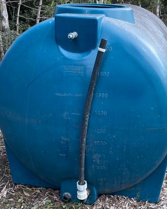 Cisterna serbatoio orizzontale 2000 litri