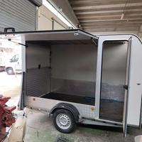 Carrello furgonato adatto anche ad un Street Food
