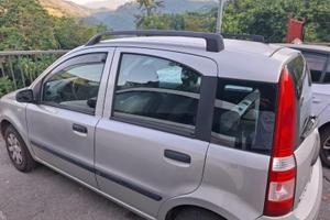 Auto Fiat  Panda tenuta bene