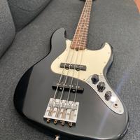 Fender Higway One Jazz Bass American made in usa