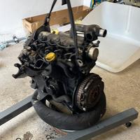 Motore renault traffic 1.9 dci f9q