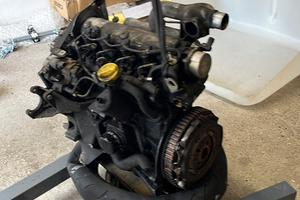 Motore renault traffic 1.9 dci f9q