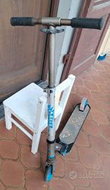 Monopattino Oxelo Play 5 fino a 12 anni.