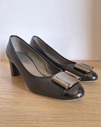 Salvatore Ferragamo décolleté vintage pelle nera