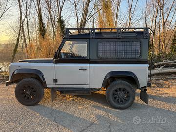 LAND ROVER Defender - 1995
