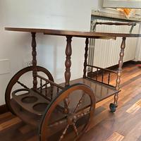 Carrello vintage per liquori