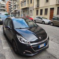 Peugeot 208 1.2 GPL 82 cv