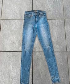 Jeans Levi's blu chiaro da donna