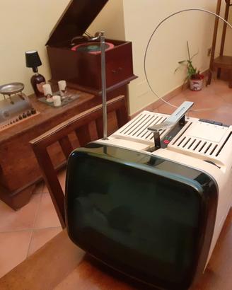 TV b/n BRIONVEGA Algol 2.serie