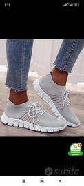 Sneakers slip on grigie nuove