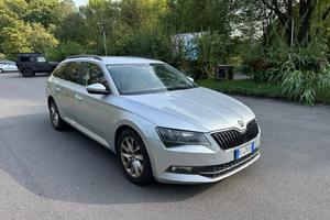 Skoda Superb 2.0 TDI DSG