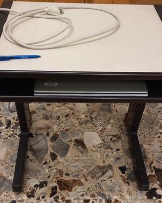 Mini scrivania per computer