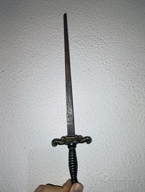 Tagliacarte antiquariato 