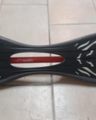 skate-snakeboard
