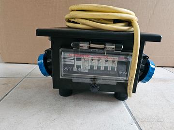 Quadro elettrico mobile a 4 moduli