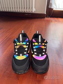 b22 nere e arcobaleno