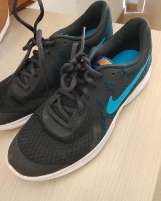Scarpe Nike Revolution 5 