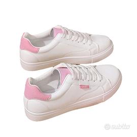 Scarpe bianche Scarpe da ginnastica in pelle