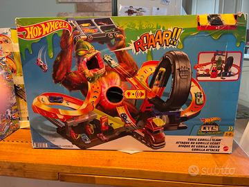 Hotwheels toxic gorilla slam