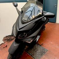 Yamaha T Max 500